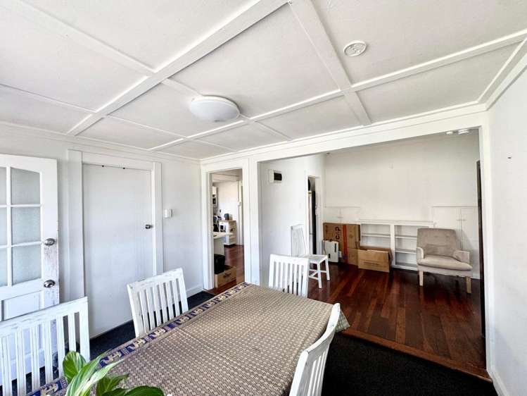 104 McLeod Road Te Atatu South_5