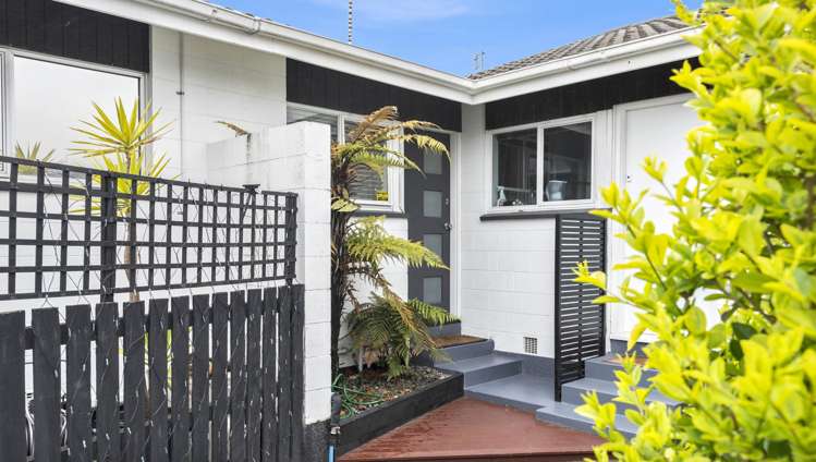 2/137 Olliviers Road Phillipstown_13