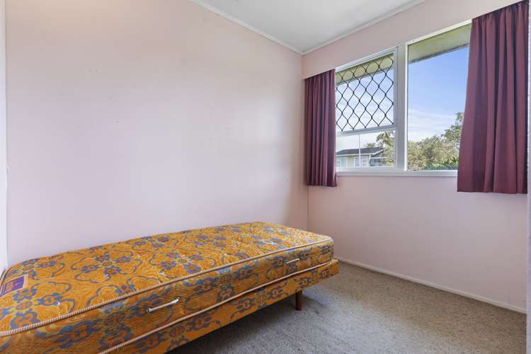 2 Portadown Avenue Pakuranga Heights_10