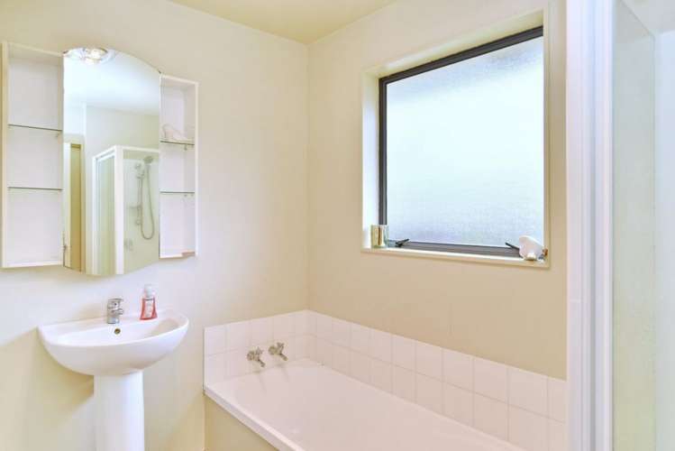 40 Smarts Drive Leithfield_13