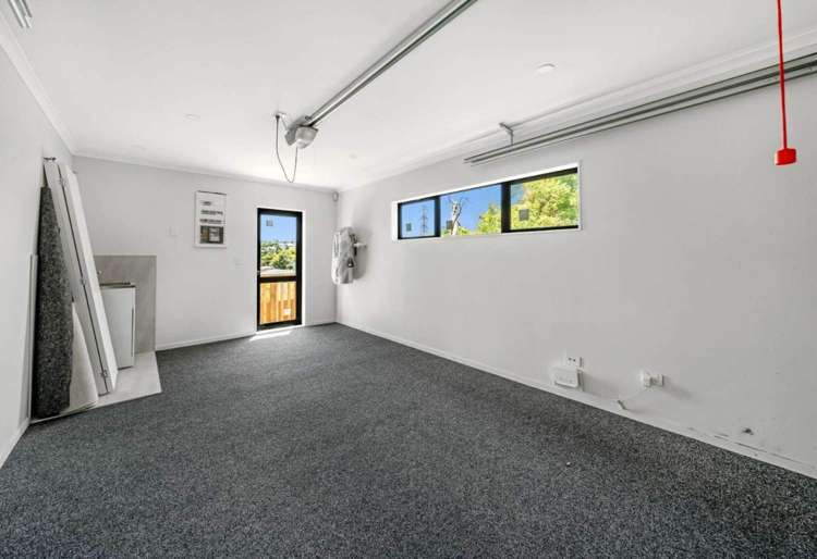 18d Maclaurin Street Blockhouse Bay_9
