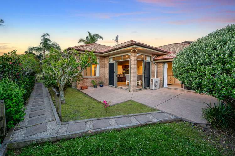 74 Gracechurch Drive Flat Bush_2