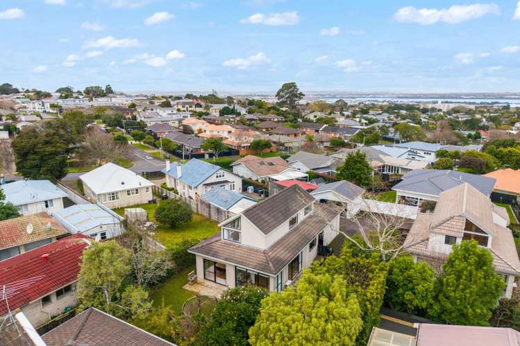 2/65 Campbell Road Onehunga_32