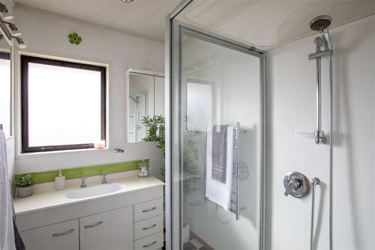 6 Westmoreland Place Cromwell_15