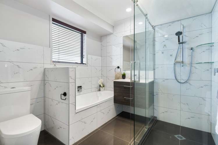 34 Norman Close The Gardens_11