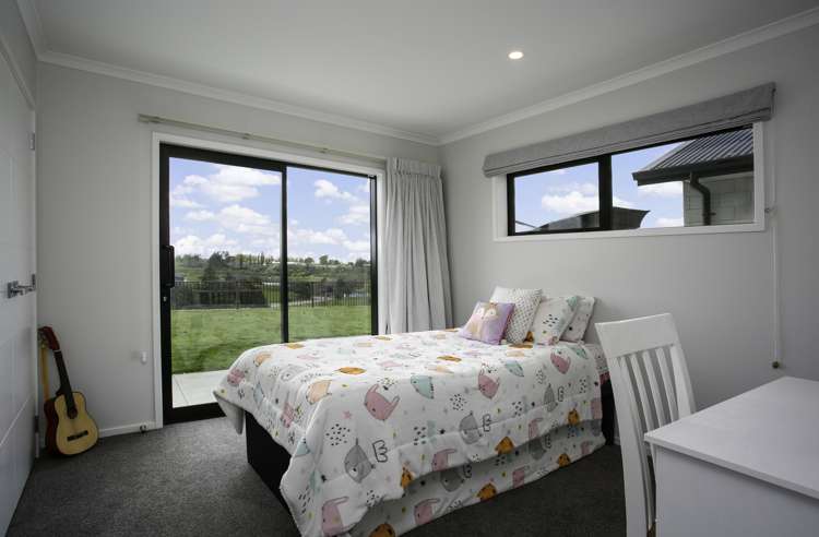 21 Hyatt Close Leamington_9