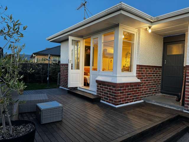 Cosy, sunny 3 bedroom home