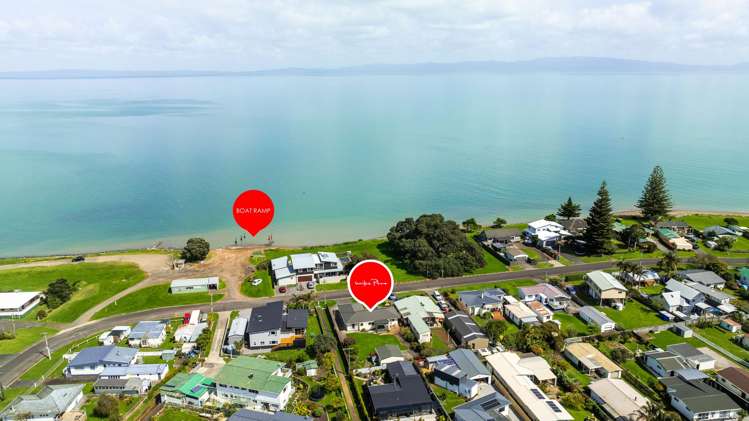 6 Seaview Avenue Te Puru_21