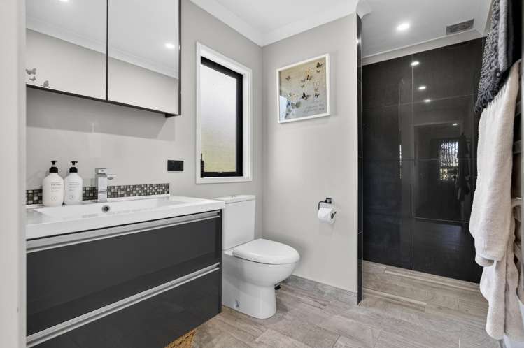 3 Bickerstaffe Road Maungaturoto_39