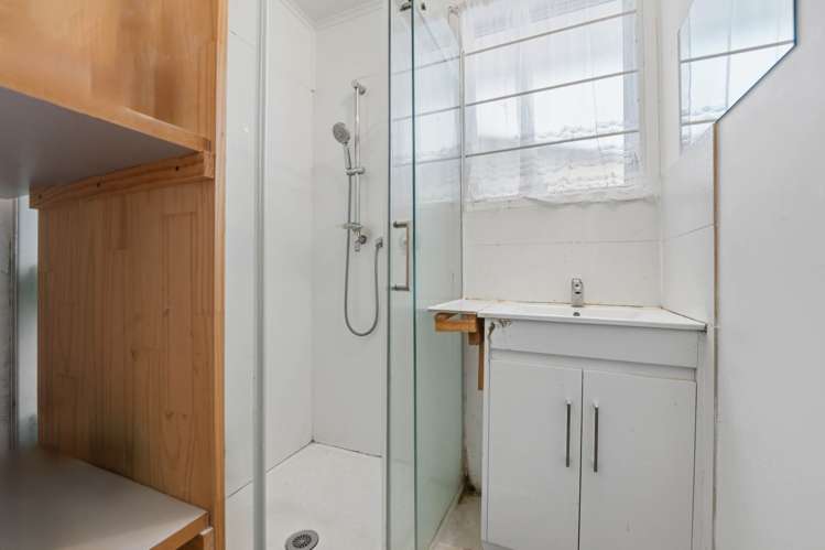 16 Rush Place Mangere_12