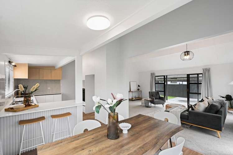 8 Elmwood Crescent Pukete_5