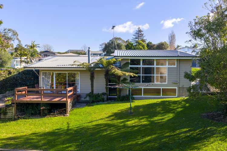 8 Blue Gum Rise Sunnyhills_25