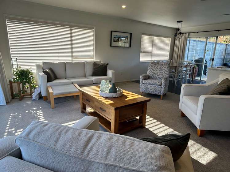 23 Amante Crescent Mairangi Bay_14