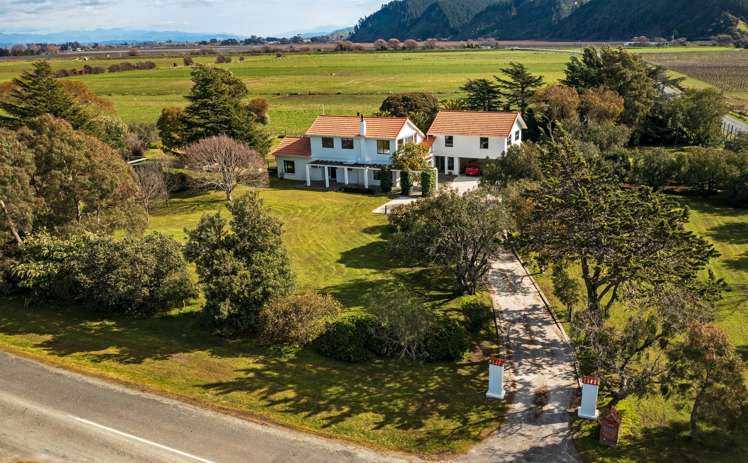 2 Neal Road Rarangi_29