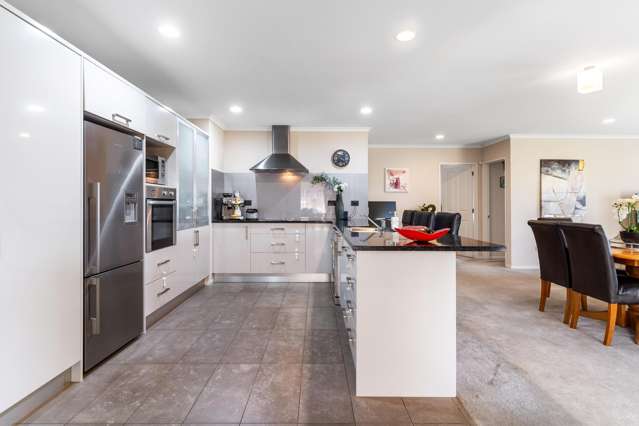 101 Pine Harbour Parade Beachlands_3