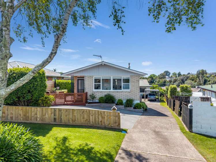 30 Hall Road Matua_24