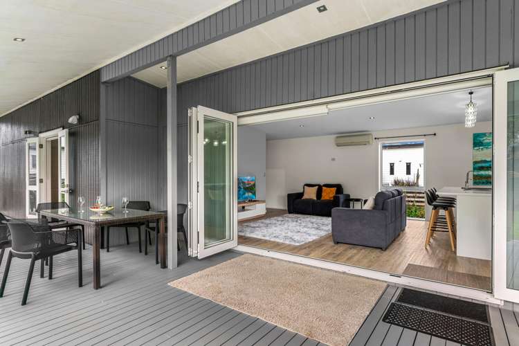 4 Te Whai Street Mangawhai Heads_11
