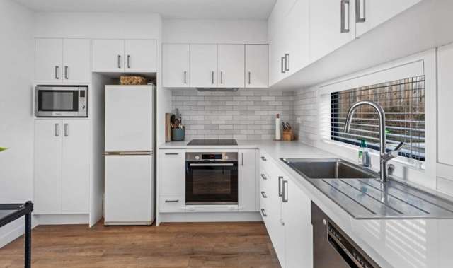 Sunny Coastal Living in the Heart of Rothesay Bay