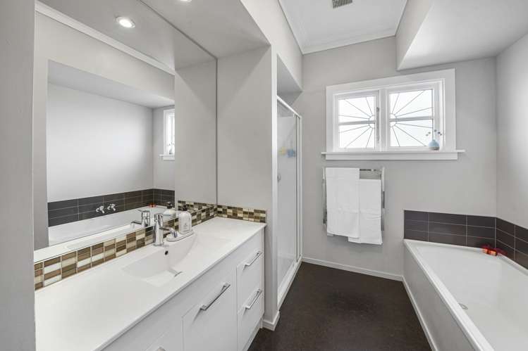 16 Frankleigh Street Somerfield_6