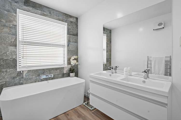 7 Blunden Road Lincoln_21