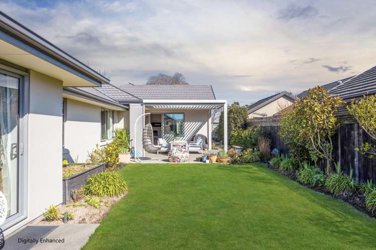 7 John Campbell Crescent Hillmorton_13