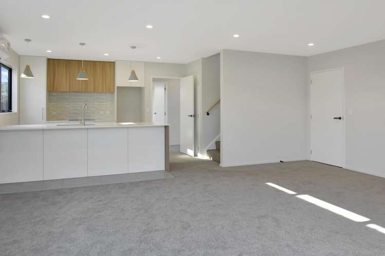 B/15 Delph Street_2
