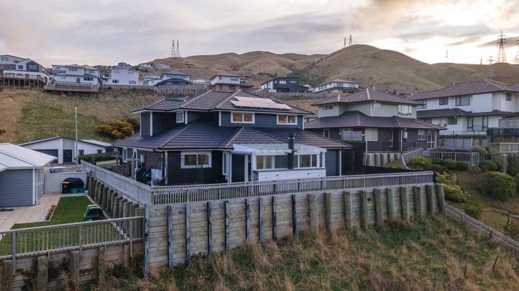 100 Melksham Drive Churton Park_39