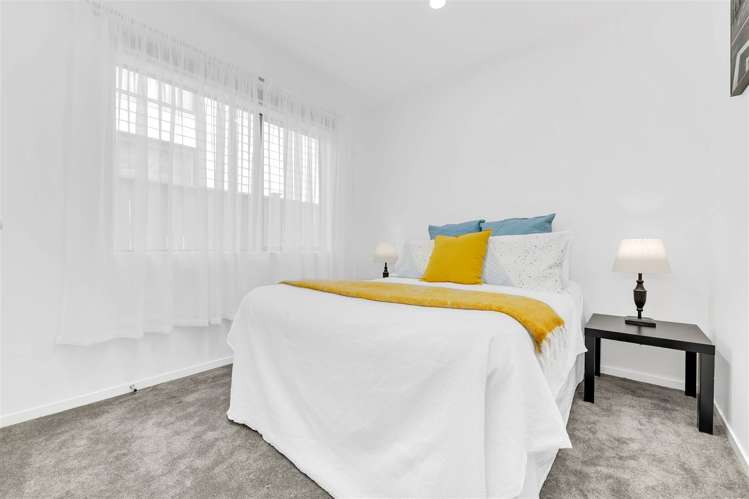 8 Repehina Road Flat Bush_13