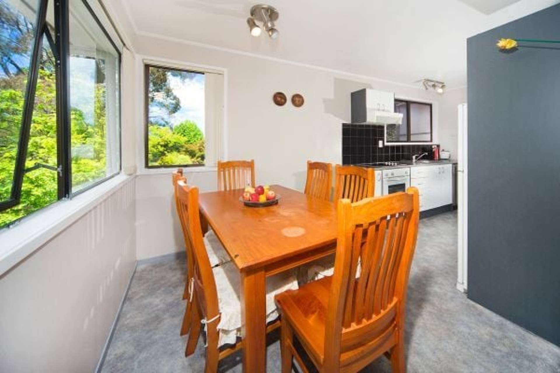 24 Jenanne Place Totara Vale_0
