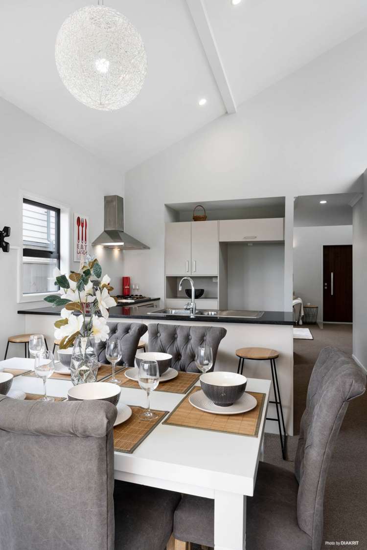 23 Hirimate Place Flat Bush_11