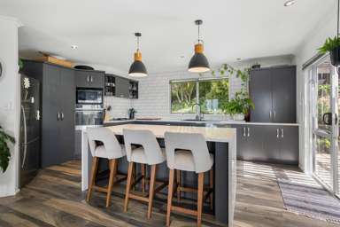 64 Waitete Road North_3