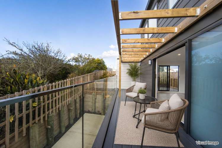 50F Kelman Road Kelston_7
