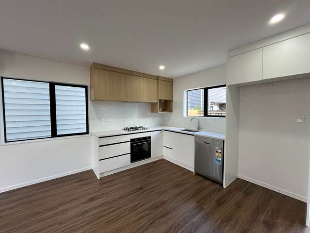 7C Chelburn Crescent Mangere East_3