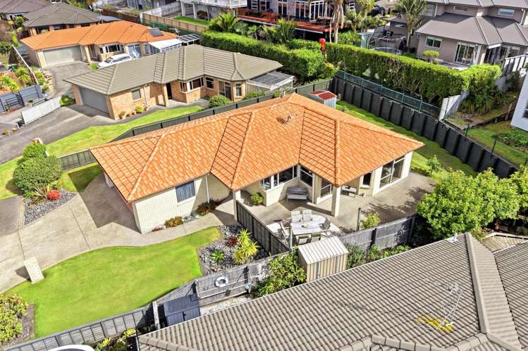 14 Chesterfield Way Orewa_26