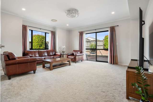 1 Ascension Crescent Orewa_1