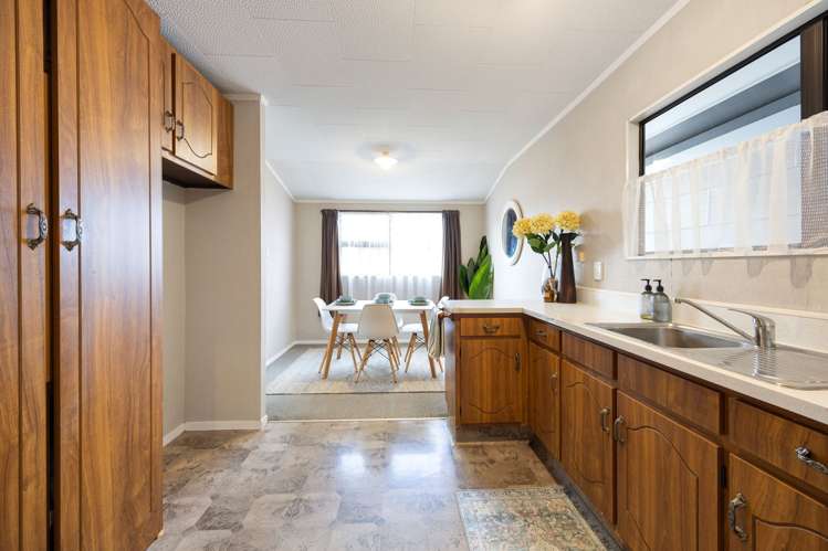 71a Kahikatea Drive Melville_8