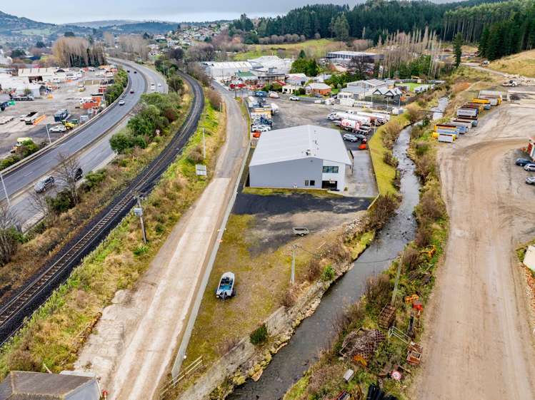 28 Boomer Street Green Island_27