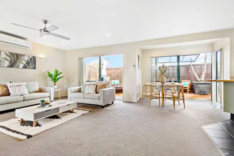 2/73 Matipo Road Te Atatu Peninsula_14