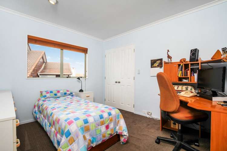 37 Spinnaker Drive Te Atatu Peninsula_11