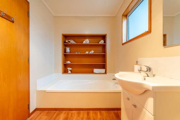 1 Hertford Street Kensington_11