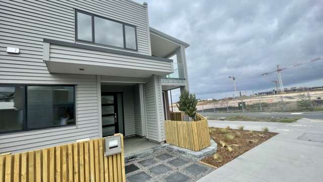 133 Clark Road Hobsonville_4