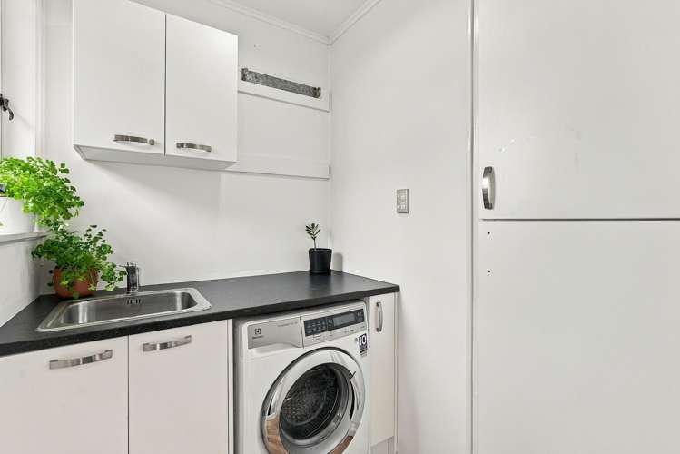 1/103 Bond Crescent Forrest Hill_22