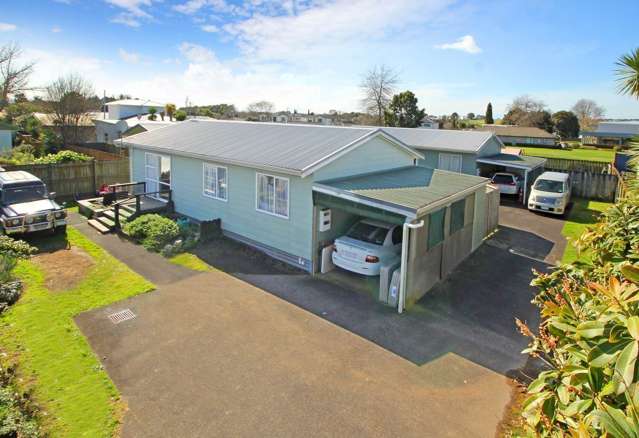 3 BEDROOMS IN PAPAKURA