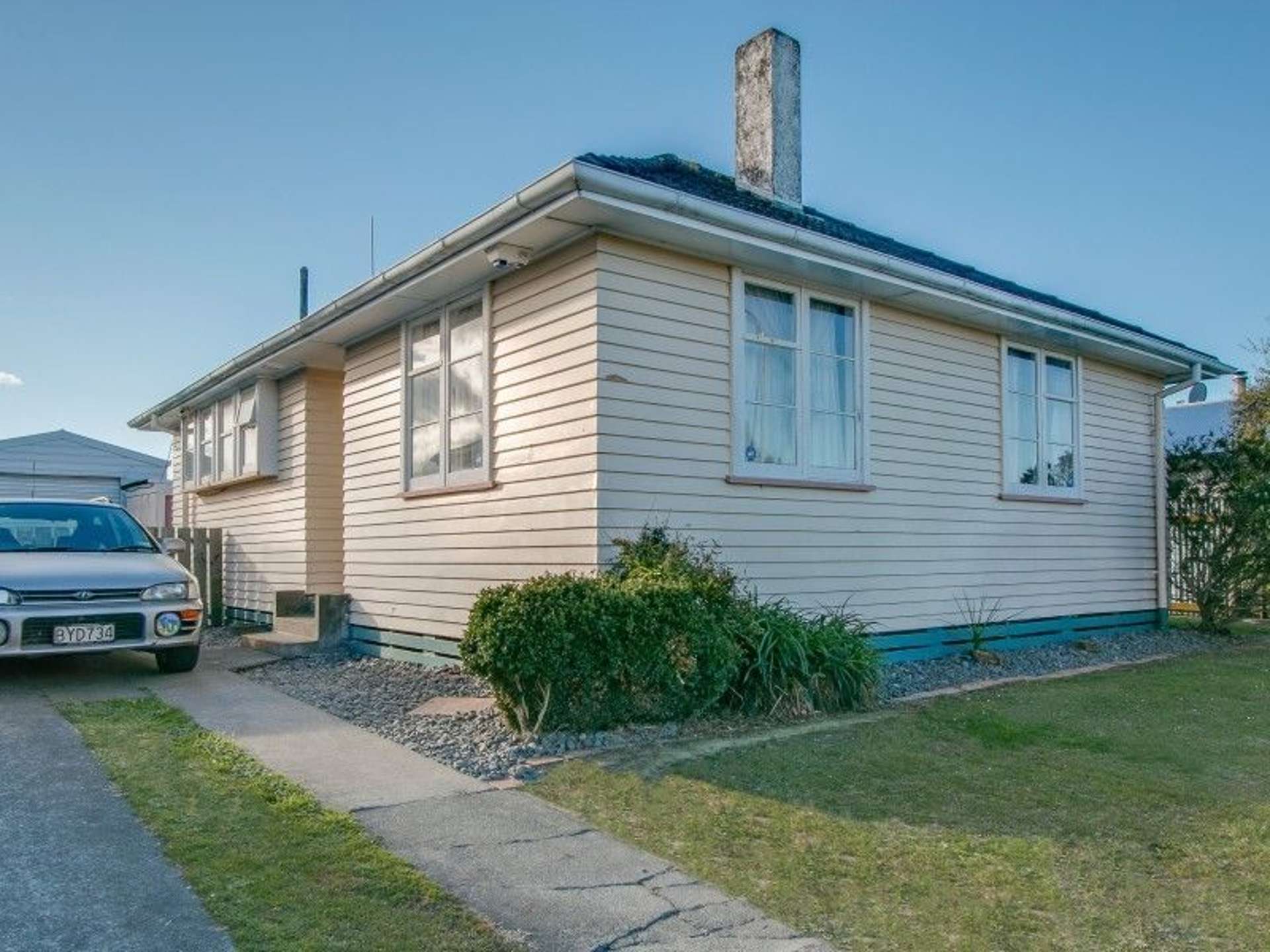 5 Plowman Crescent Onekawa_0