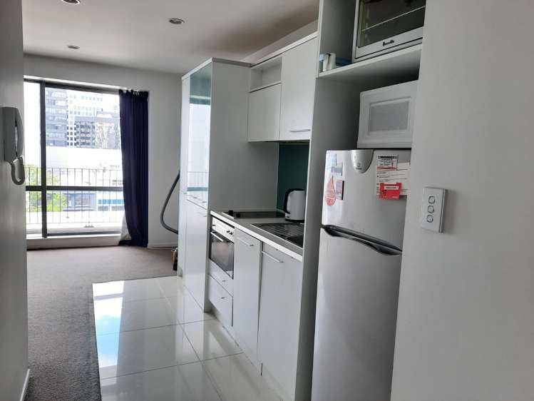 808/17 Vogel Lane Auckland Central_7