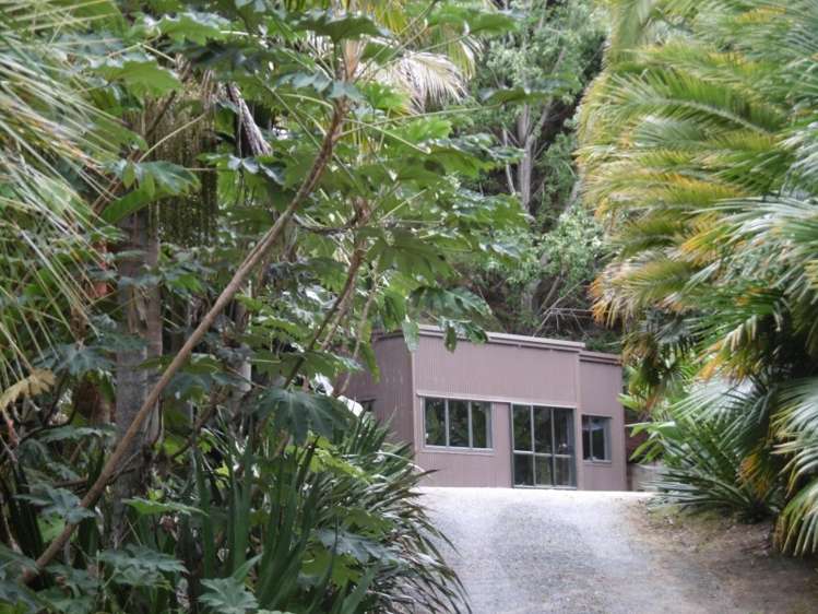 697 Tangihua Road Maungakaramea_10