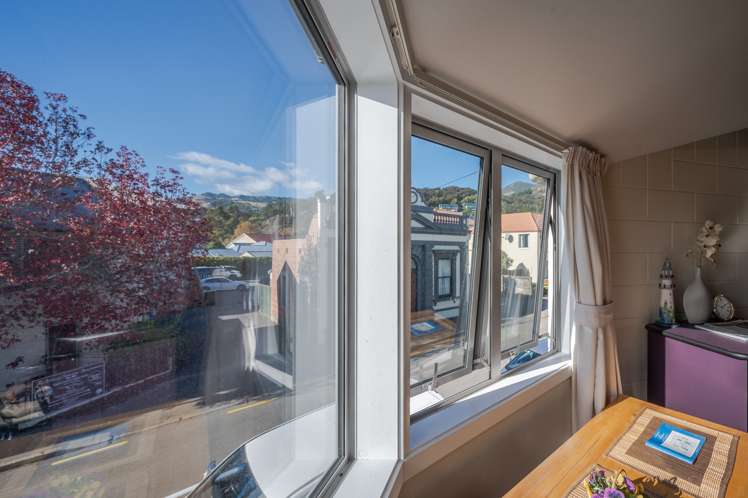 2e Church Street Akaroa_14