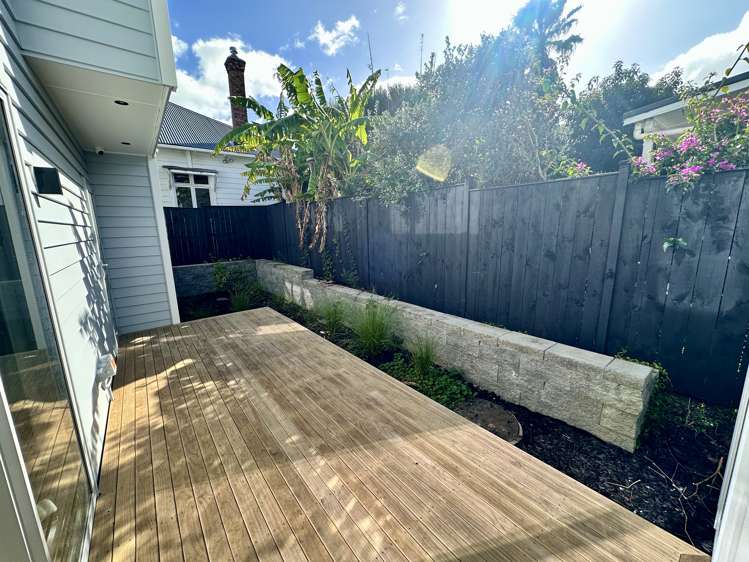 1D Grove Road Sandringham_15