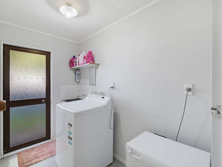 2/1101 Cunningham Crescent Mayfair_13