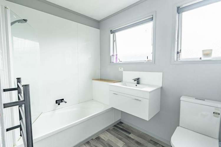 20 Landscape Road Coastlands_11